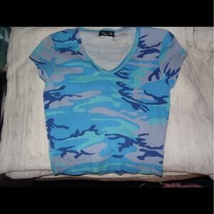 TURQUOISE & LAVENDER CAMO CAMOUFLAGE CROP TEE xs